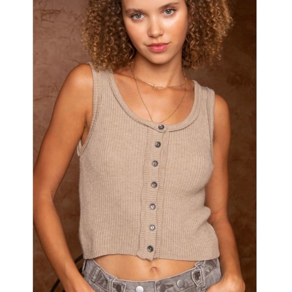 57742 POL Ribbed Button Front Tank - Picture 1 of 4